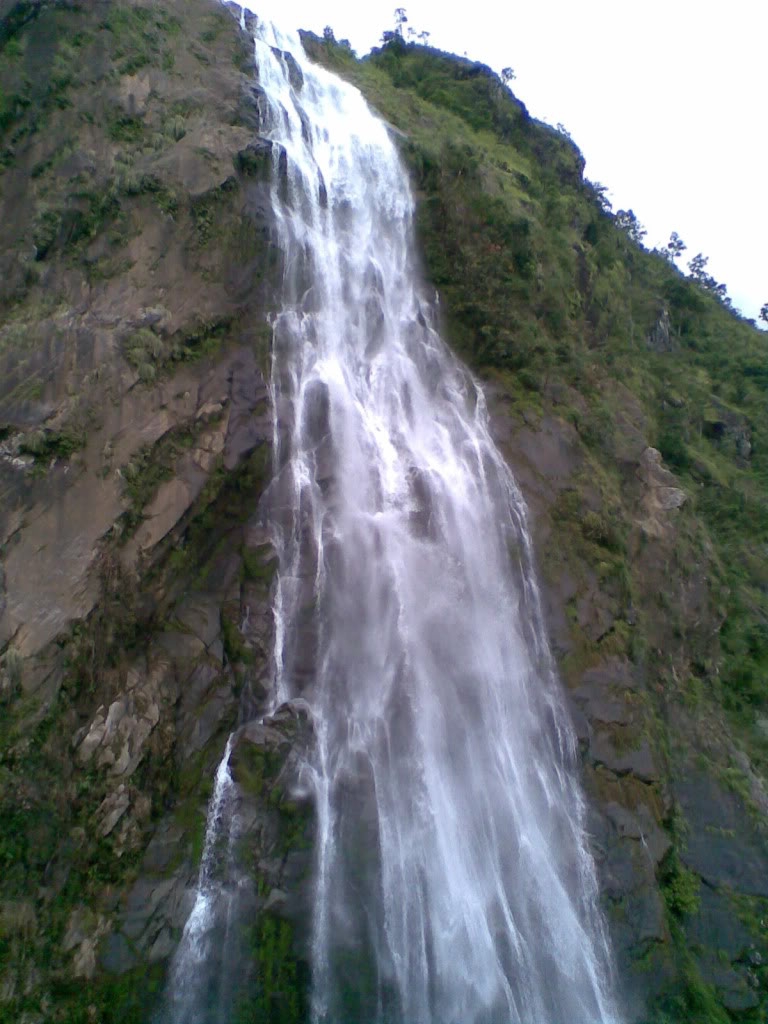 Top 17 thác nước đẹp nhất Việt Nam bạn không thể bỏ qua - Toplist.vn