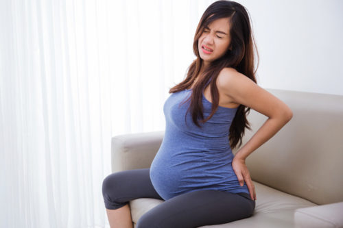 Phương pháp xoa bóp giúp giảm đau lưng cho bà bầu - Benh.vn