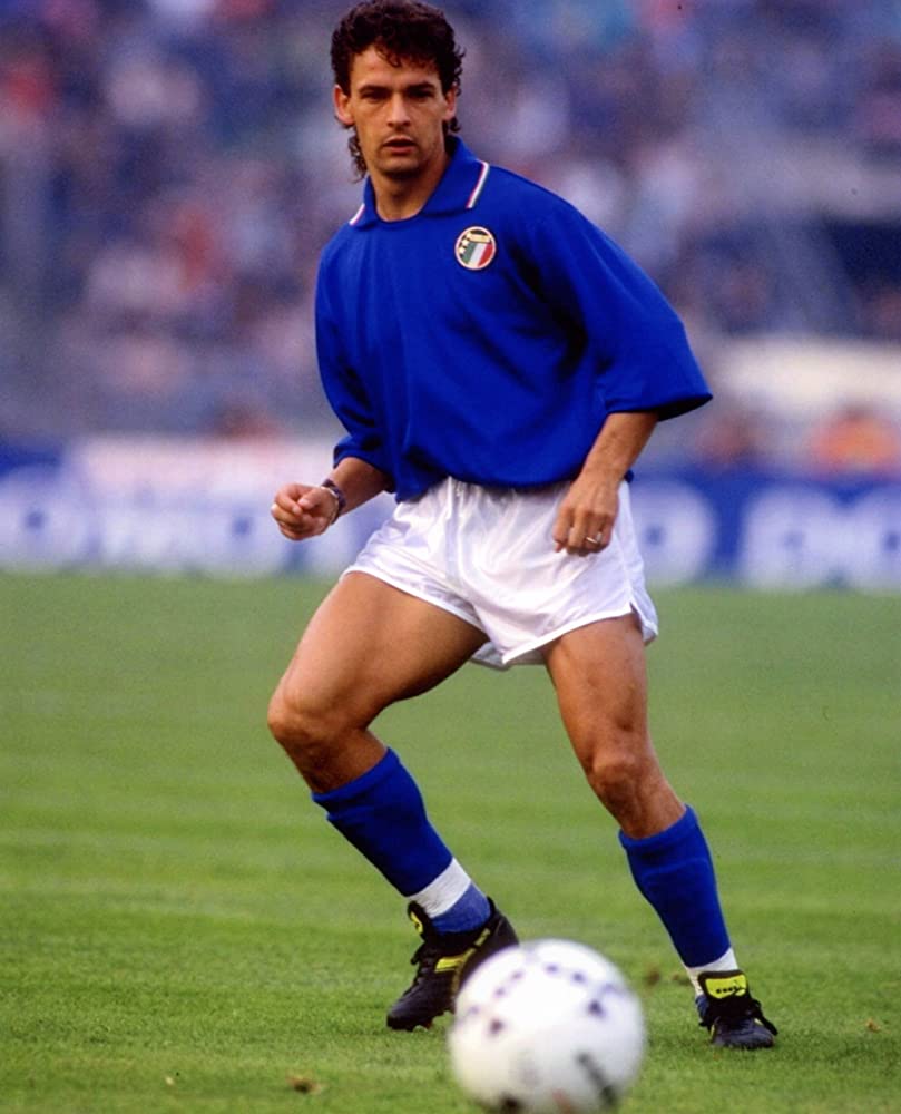 Amazon.com: Roberto Baggio Italia para hombre fútbol 8 x 10 fotos de acción deportiva (I) : Deportes y Actividades al Aire Libre