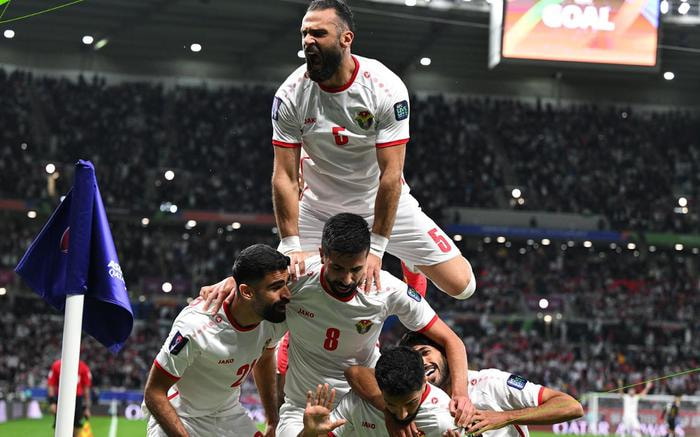 Sức mạnh của bóng đá trong các pha phản công phòng ngự