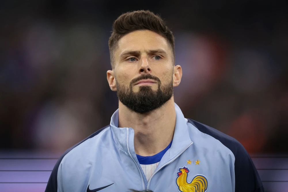 Olivier Giroud là ai? Tiền đạo tài năng của câu lạc bộ AC Milan